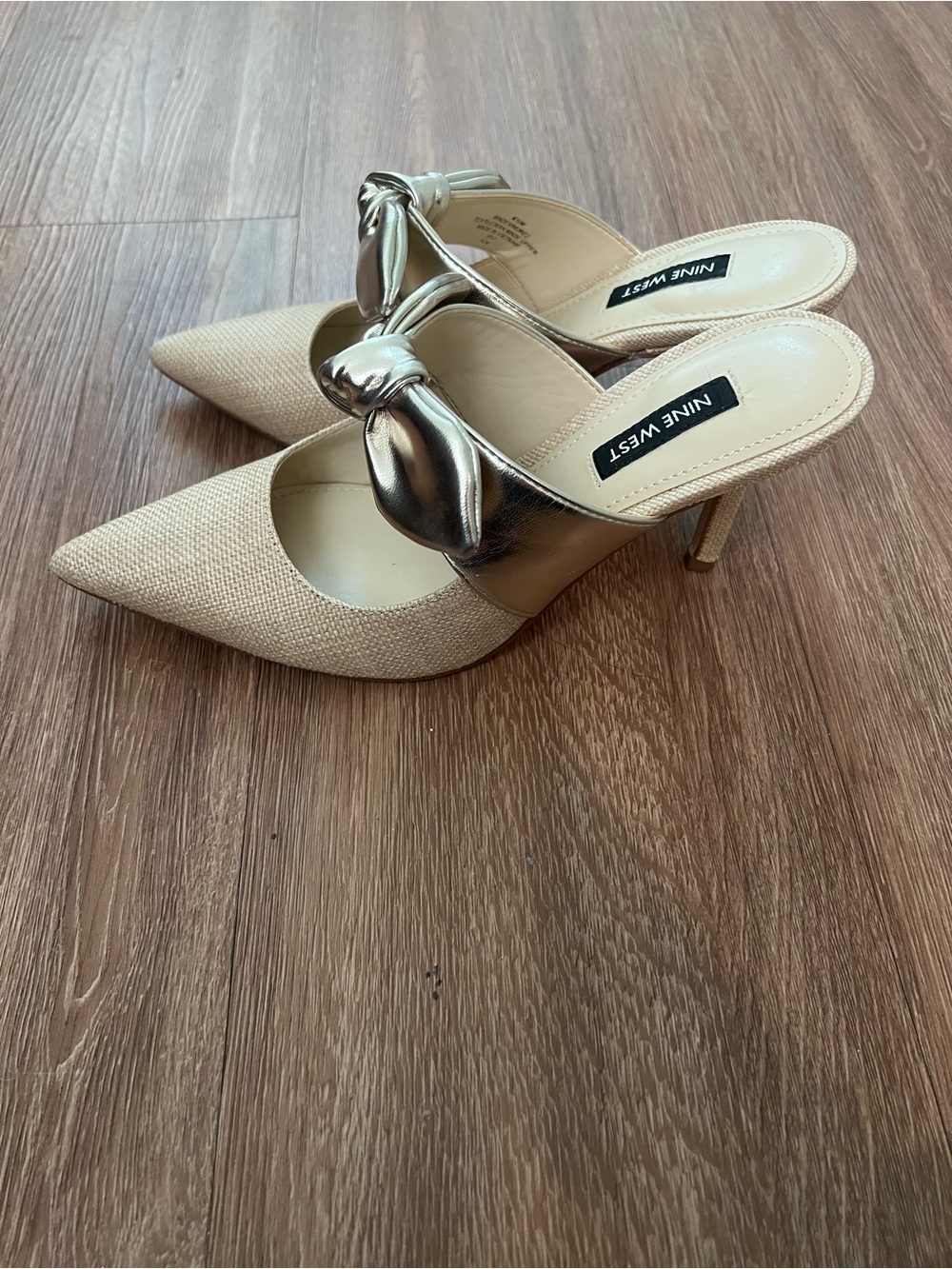 Nine West Gold-Tone Knotted Pointed Mule Heels - Picture 5 of 8